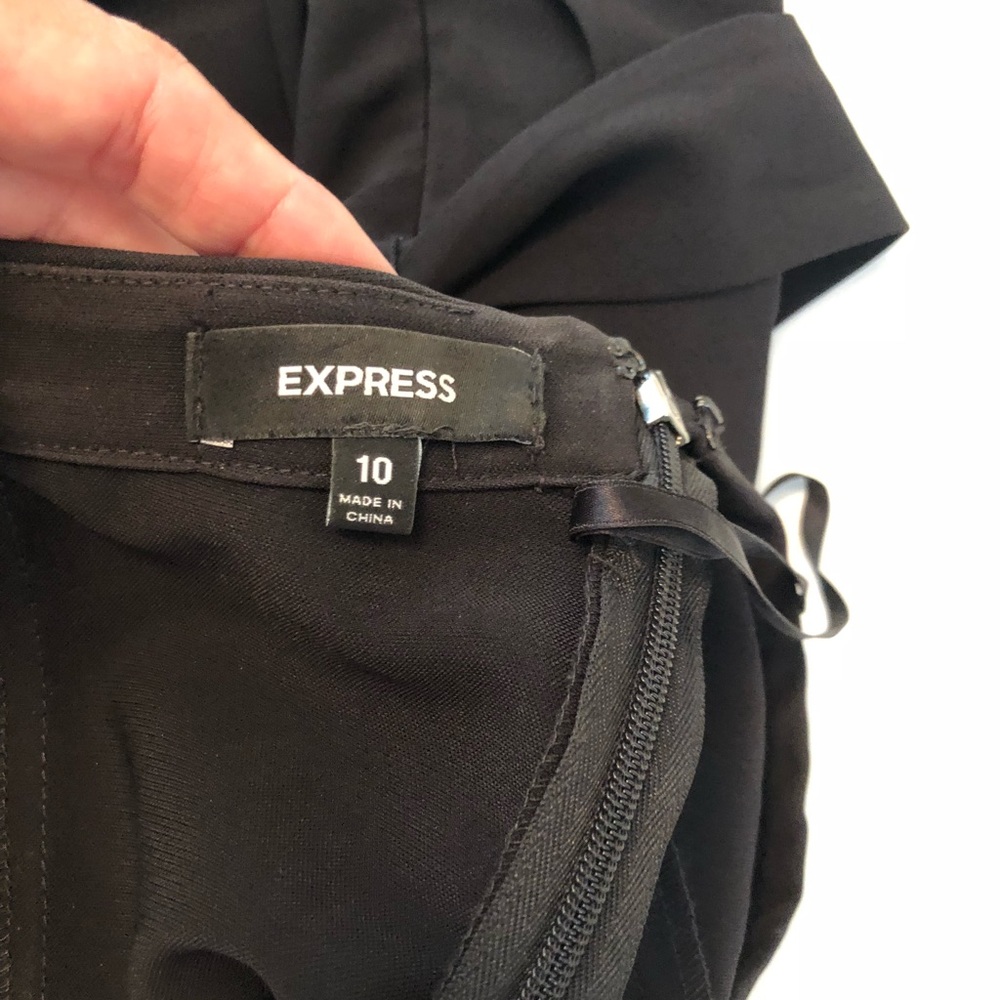 Express Romper - Picture 4 of 4